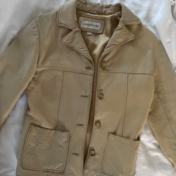 Jones New York leather jacket, size small, beige/pale yellow - Picture 2 of 6